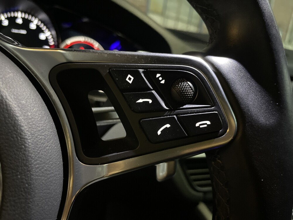 Porsche Cayenne 3.0 V6 340PS 2018 Neues Modell, ZG-299-G