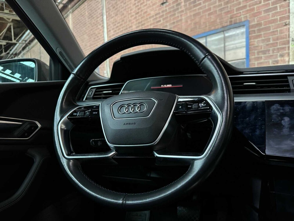 Audi E-Tron 50 Quattro Launch Edition Plus 71 kWh 313PS ORIG-EN 2019, G-036-ZR