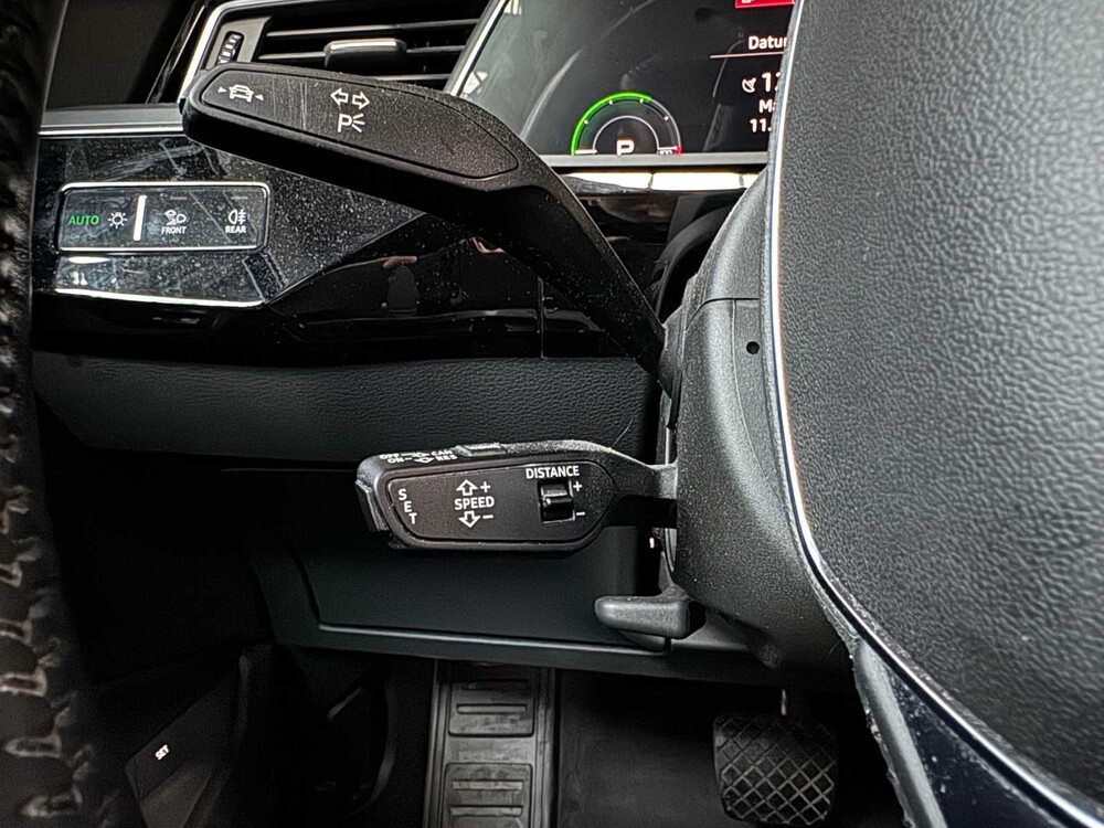 Audi E-Tron 50 Quattro Launch Edition Plus 71 kWh 313PS ORIG-EN 2019, G-036-ZR