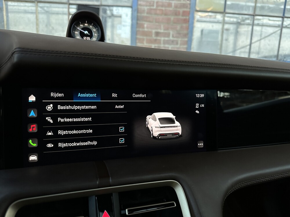 Porsche Taycan 4S Performance 530PS 2020