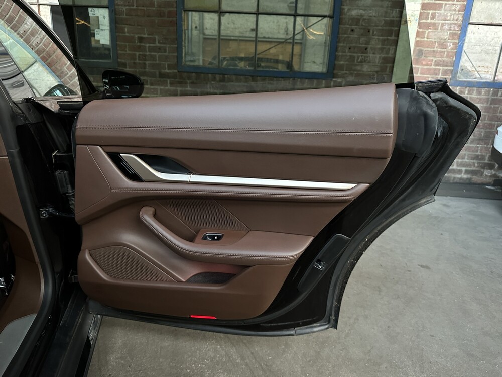 Porsche Taycan 4S Performance 530PS 2020