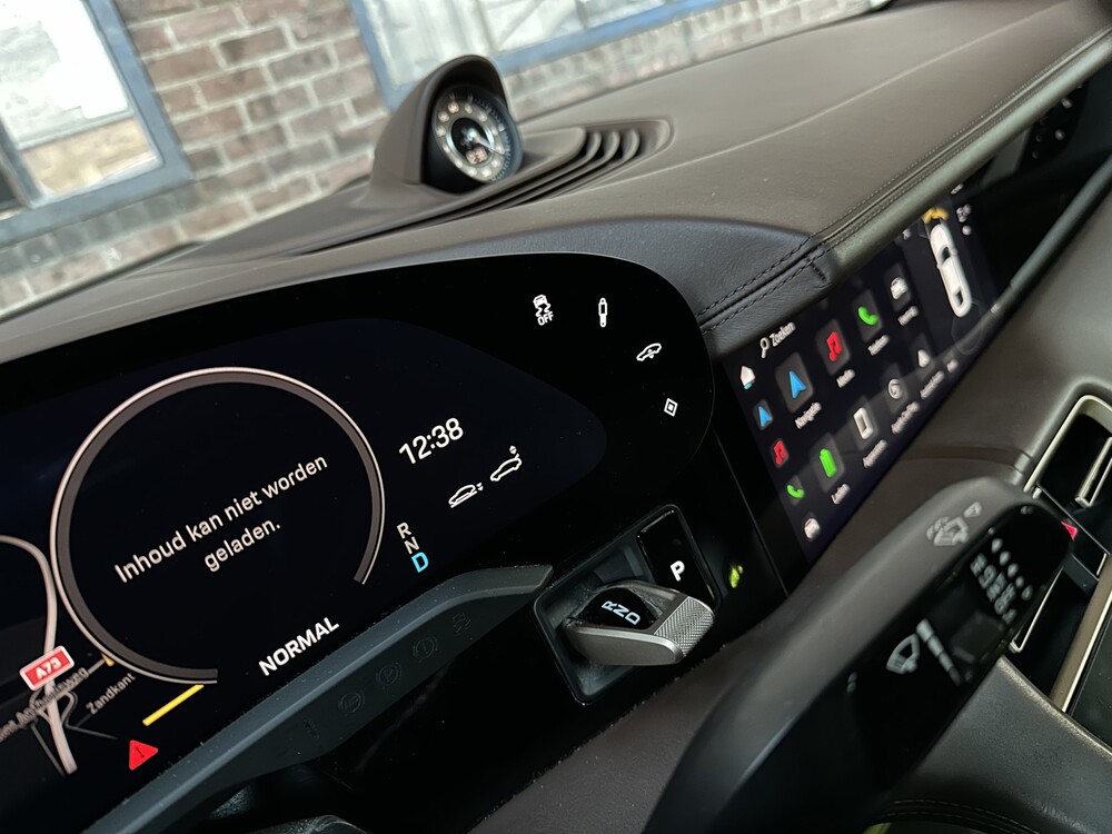 Porsche Taycan 4S Performance 530PS 2020