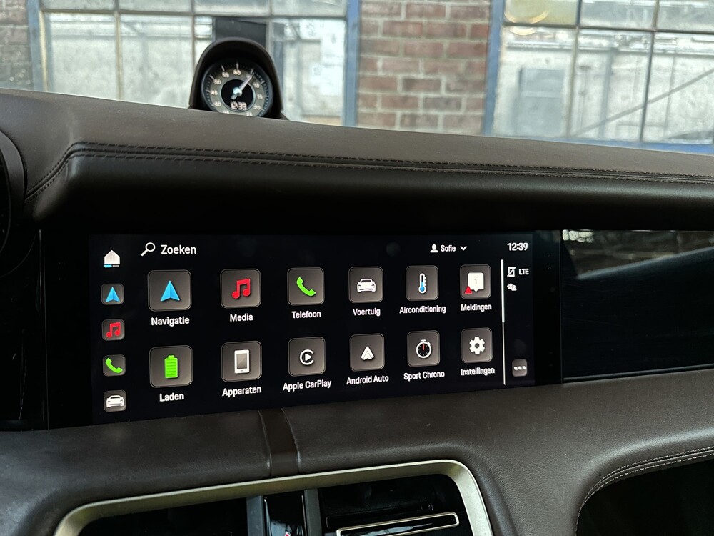 Porsche Taycan 4S Performance 530PS 2020