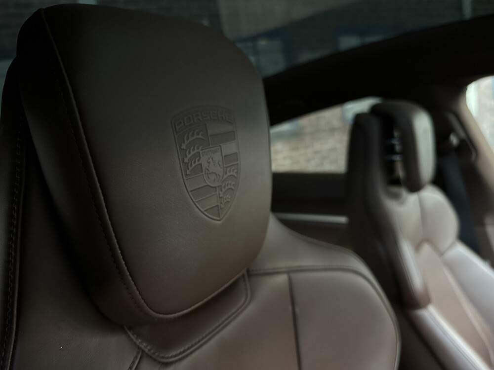 Porsche Taycan 4S Performance 530PS 2020