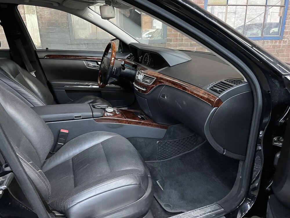 Mercedes-Benz S-Class 500 4-Matic Long 387hp 2011, T-593-ZJ