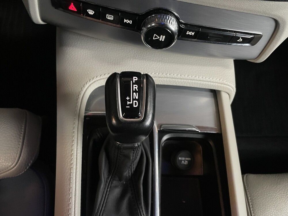 Volvo XC90 D5 224PS 2015, V-168-VX 