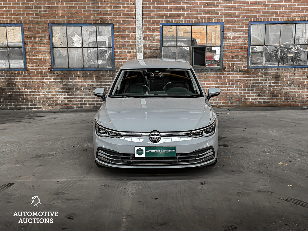 Volkswagen Golf MK8 1.4 eHybrid Style 204PS 2021 Plug-in-Hybrid, S-197-PG