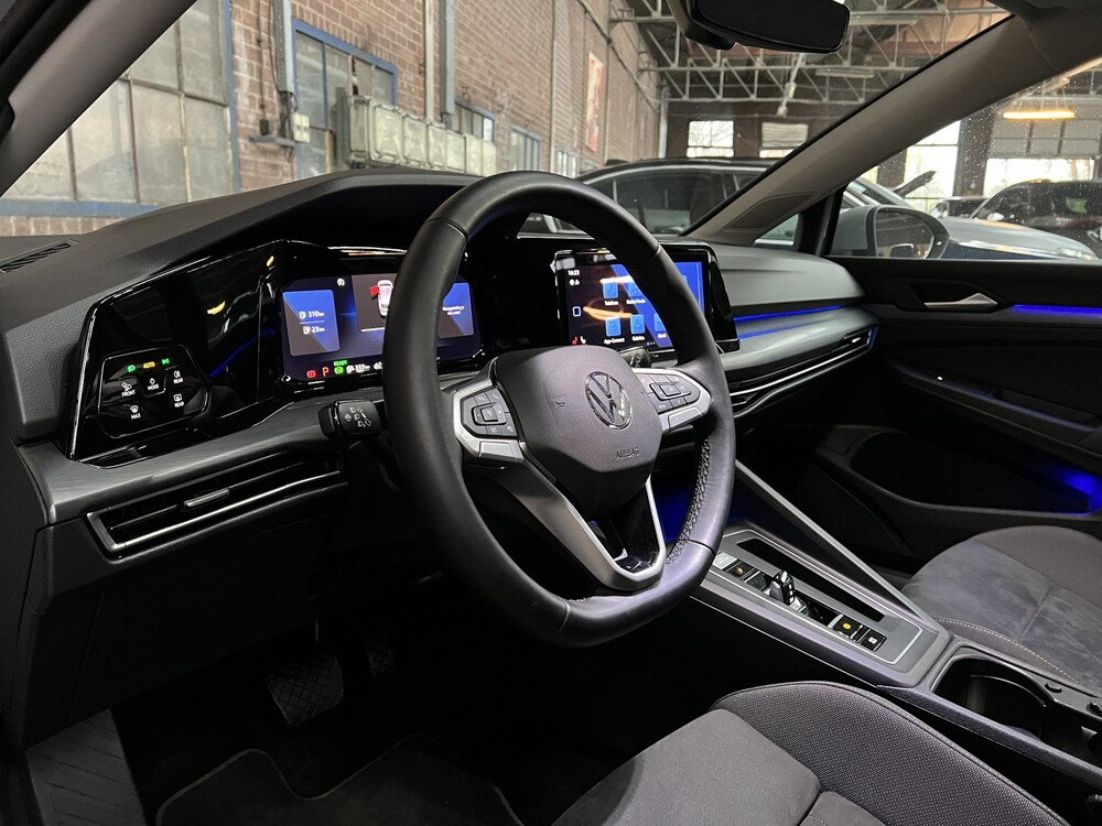 Volkswagen Golf MK8 1.4 eHybrid Style 204PS 2021 Plug-in-Hybrid, S-197-PG