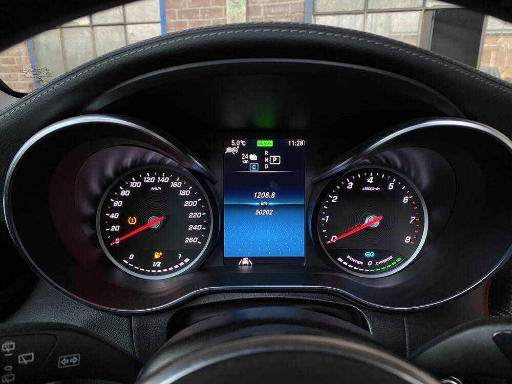 Mercedes-Benz GLC300e 4Matic 320hp 2020 GLC-Class -Plug-In Hybrid-, R-883-RB