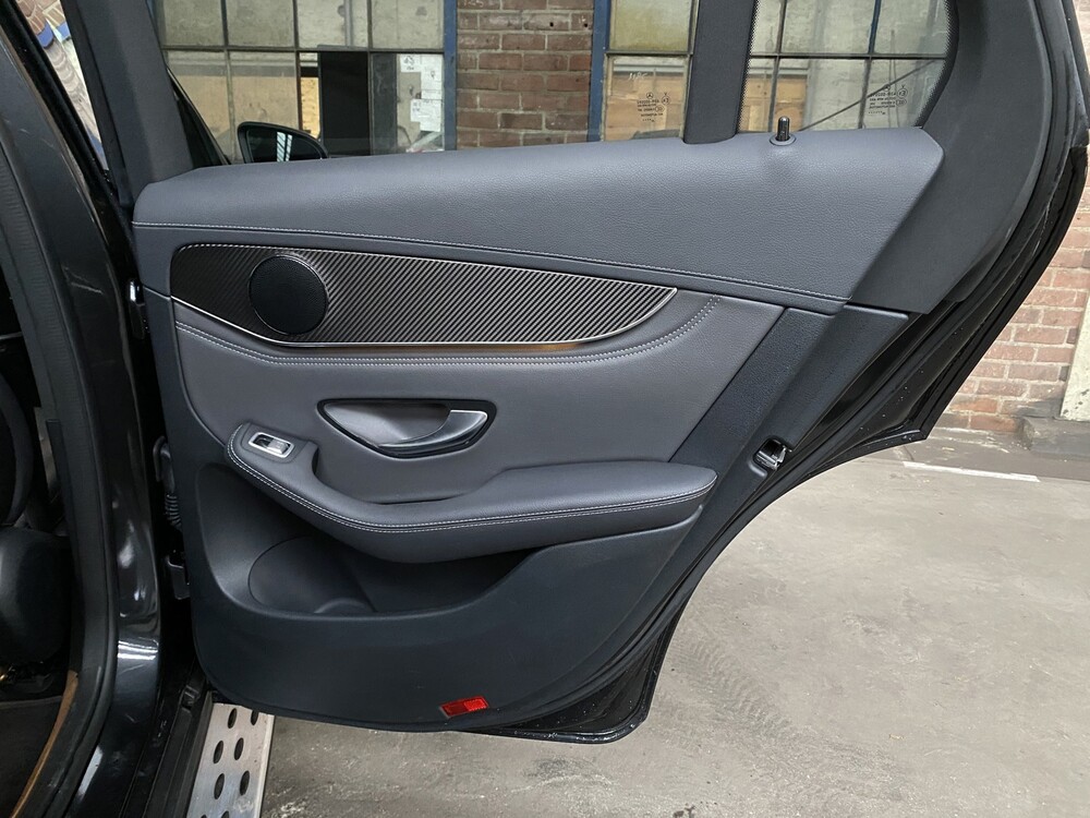 Mercedes-Benz GLC300e 4Matic 320hp 2020 GLC-Class -Plug-In Hybrid-, R-883-RB