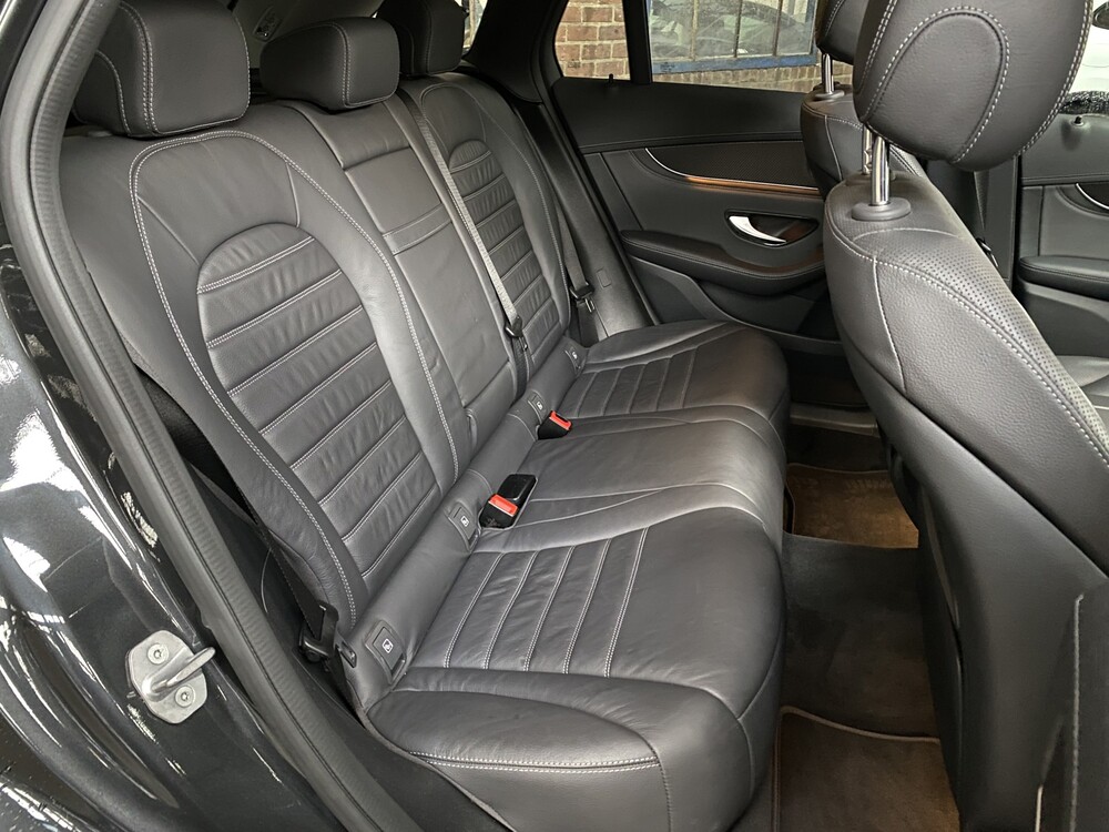 Mercedes-Benz GLC300e 4Matic 320hp 2020 GLC-Class -Plug-In Hybrid-, R-883-RB