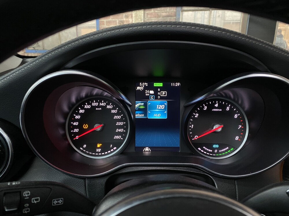 Mercedes-Benz GLC300e 4Matic 320hp 2020 GLC-Class -Plug-In Hybrid-, R-883-RB