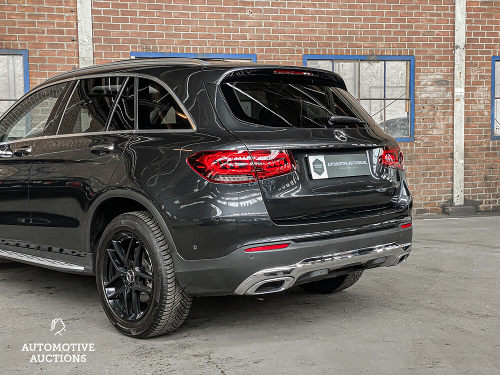 Mercedes-Benz GLC300e 4Matic 320hp 2020 GLC-Class -Plug-In Hybrid-, R-883-RB