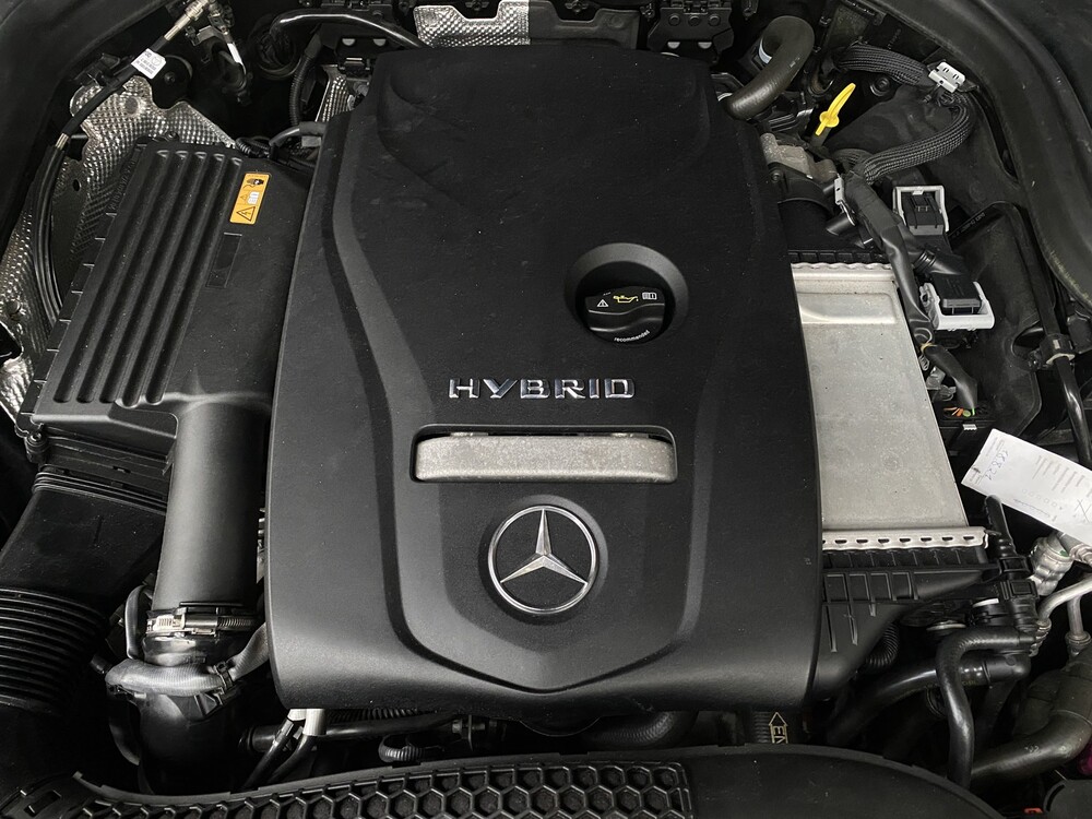 Mercedes-Benz GLC300e 4Matic 320hp 2020 GLC-Class -Plug-In Hybrid-, R-883-RB