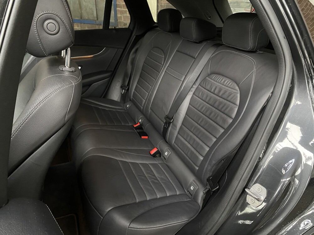 Mercedes-Benz GLC300e 4Matic 320hp 2020 GLC-Class -Plug-In Hybrid-, R-883-RB