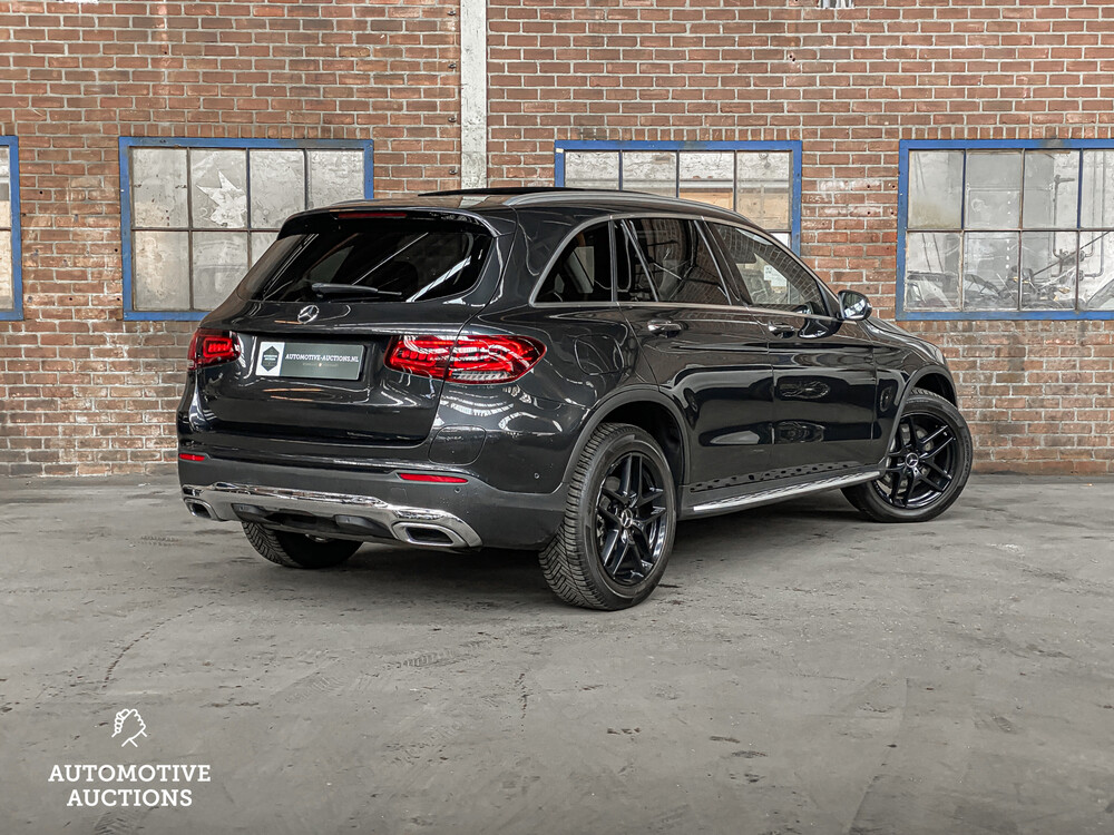 Mercedes-Benz GLC300e 4Matic 320hp 2020 GLC-Class -Plug-In Hybrid-, R-883-RB