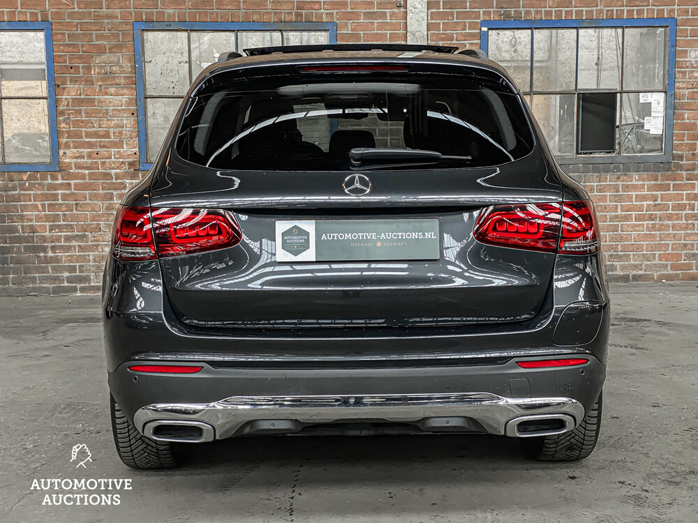 Mercedes-Benz GLC300e 4Matic 320hp 2020 GLC-Class -Plug-In Hybrid-, R-883-RB