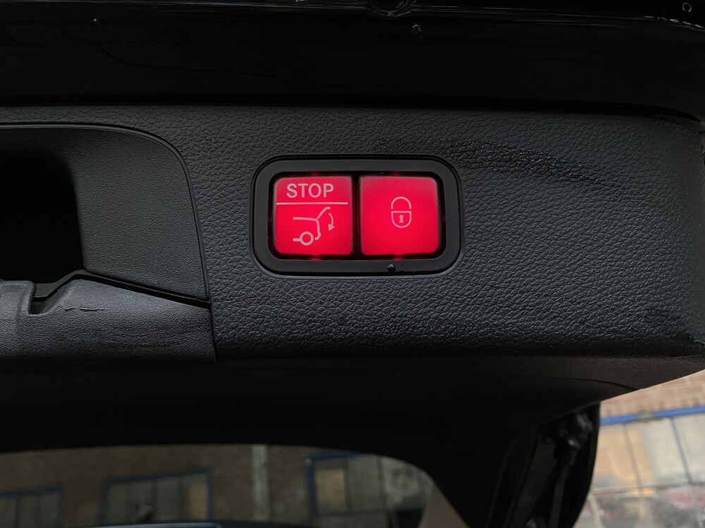 Mercedes-Benz GLC300e 4Matic 320hp 2020 GLC-Class -Plug-In Hybrid-, R-883-RB