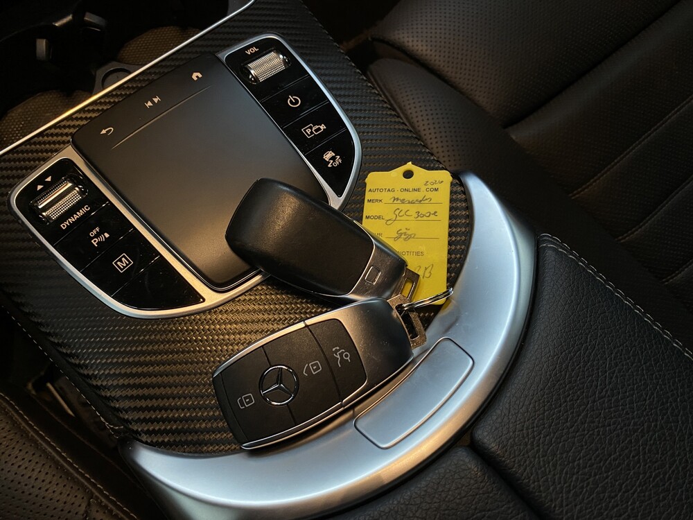 Mercedes-Benz GLC300e 4Matic 320hp 2020 GLC-Class -Plug-In Hybrid-, R-883-RB