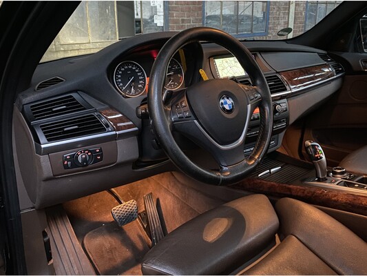 BMW X5 xDrive40d High Executive 306pk 2012, 5-SVR-42