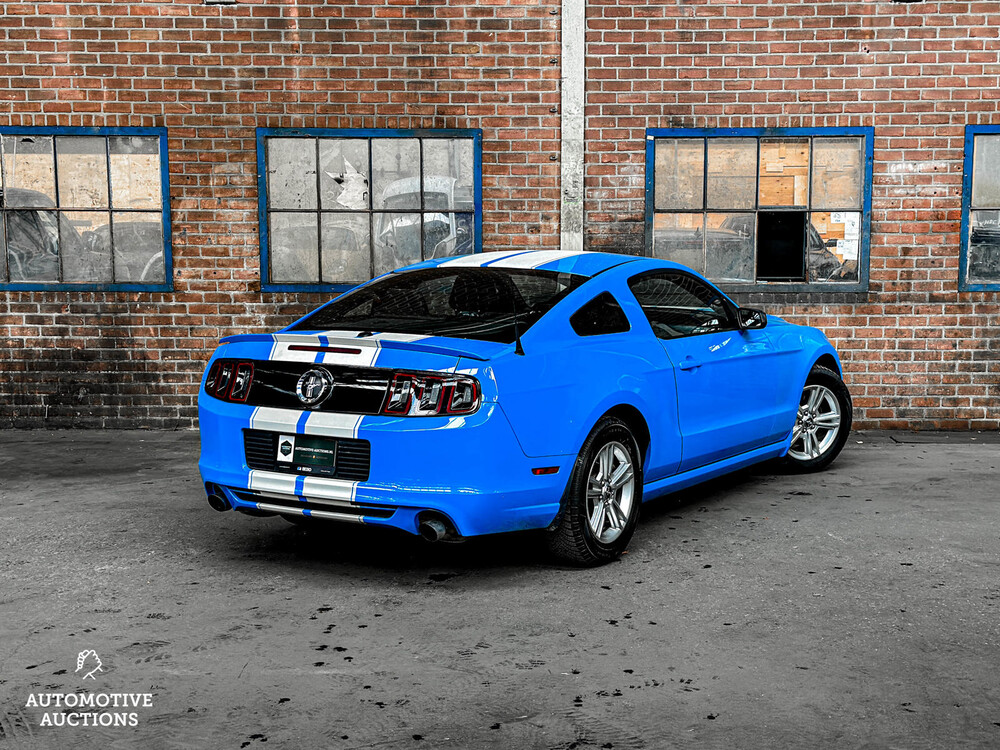 Ford Mustang 3.7 V6 309hp 2014, S-079-ZJ