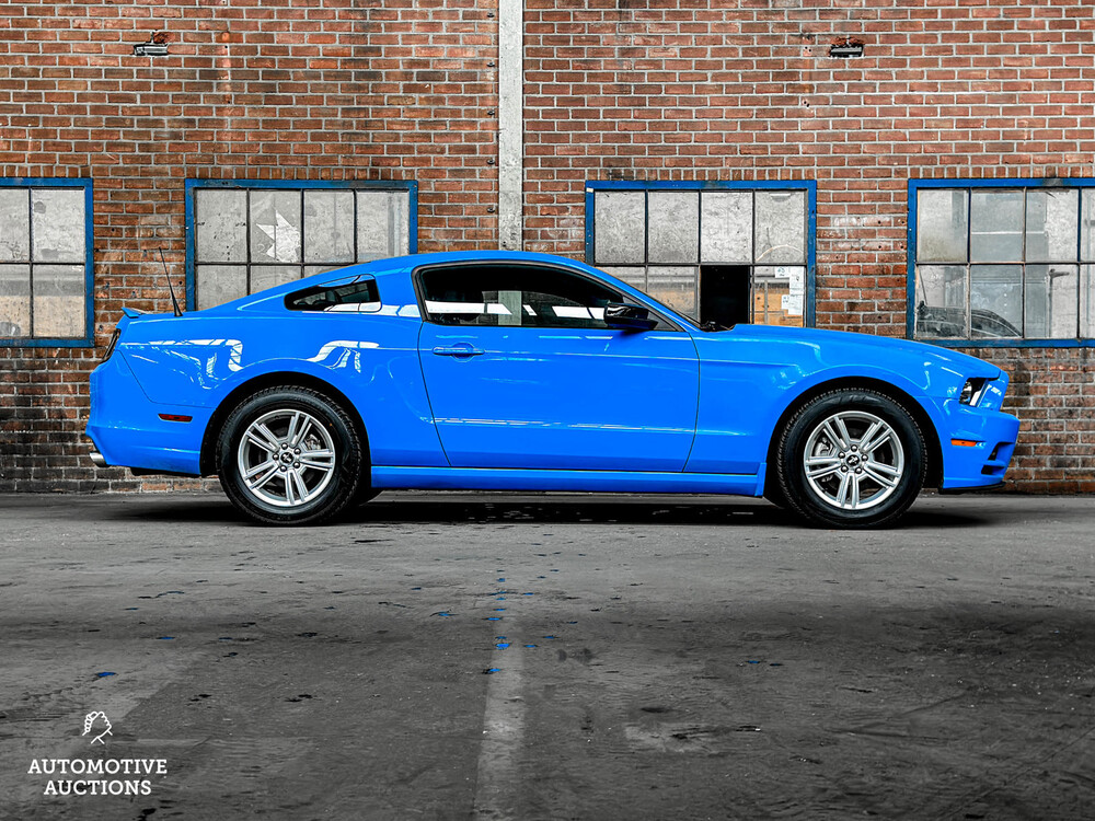 Ford Mustang 3.7 V6 309hp 2014, S-079-ZJ