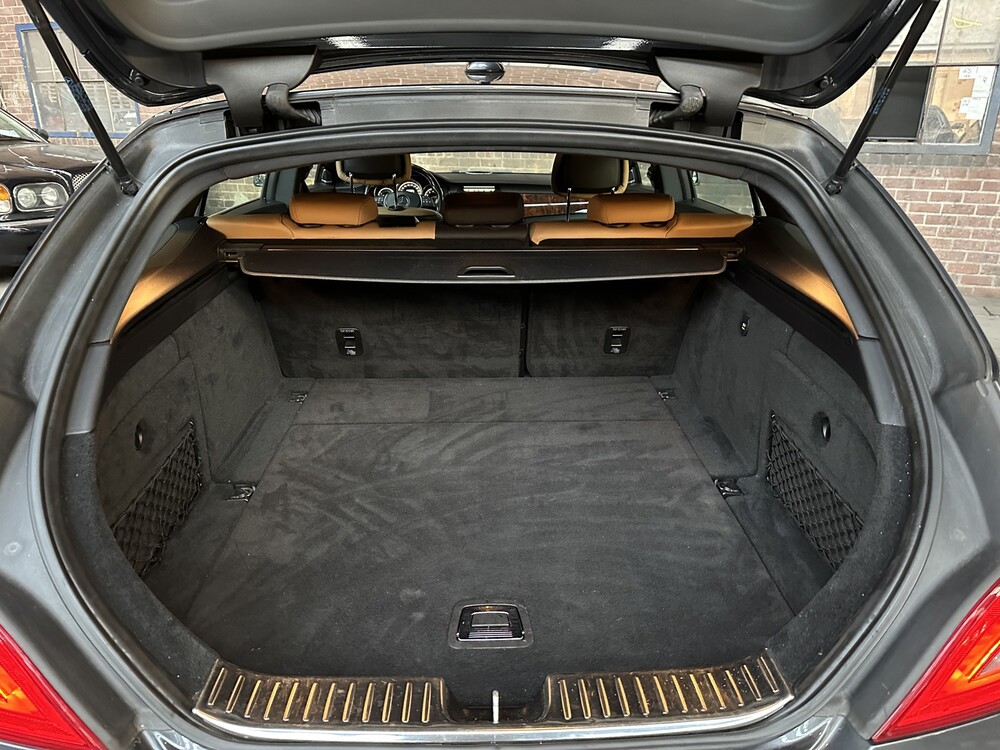 Mercedes-Benz CLS350 3.5 V6 Shooting Brake 306PS 2014, ZL-986-J