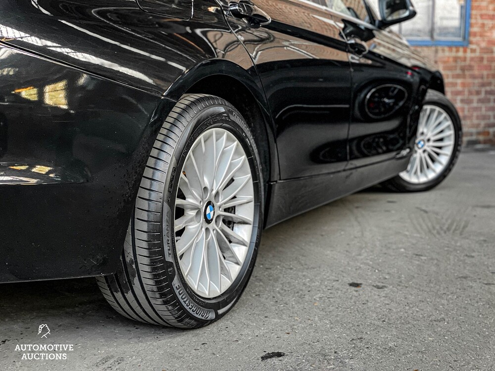 BMW 318d High Executive F30 143pk 2015 3-serie, XV-307-K