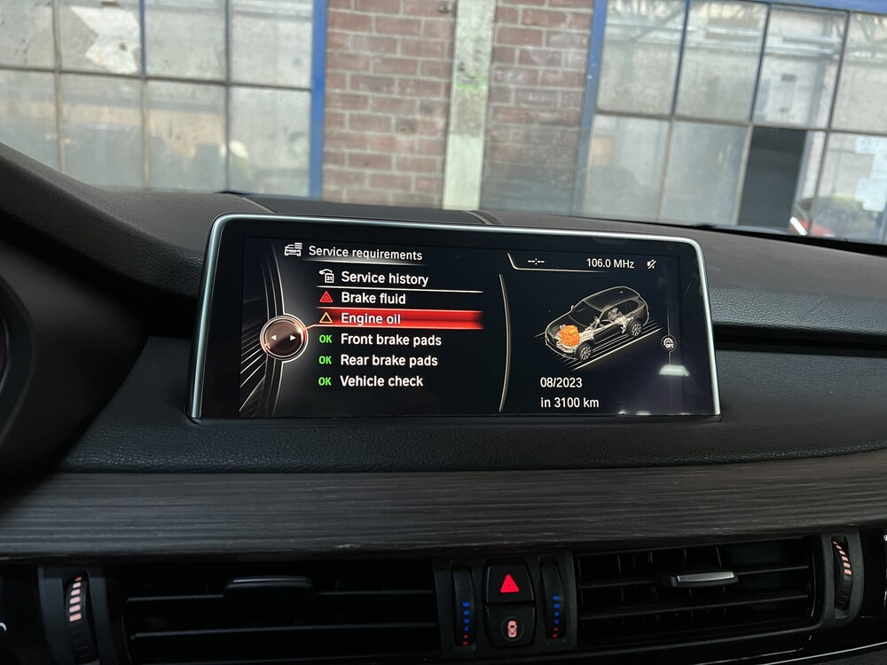 BMW X5 xDrive50i 7-Persoons 449pk 2014