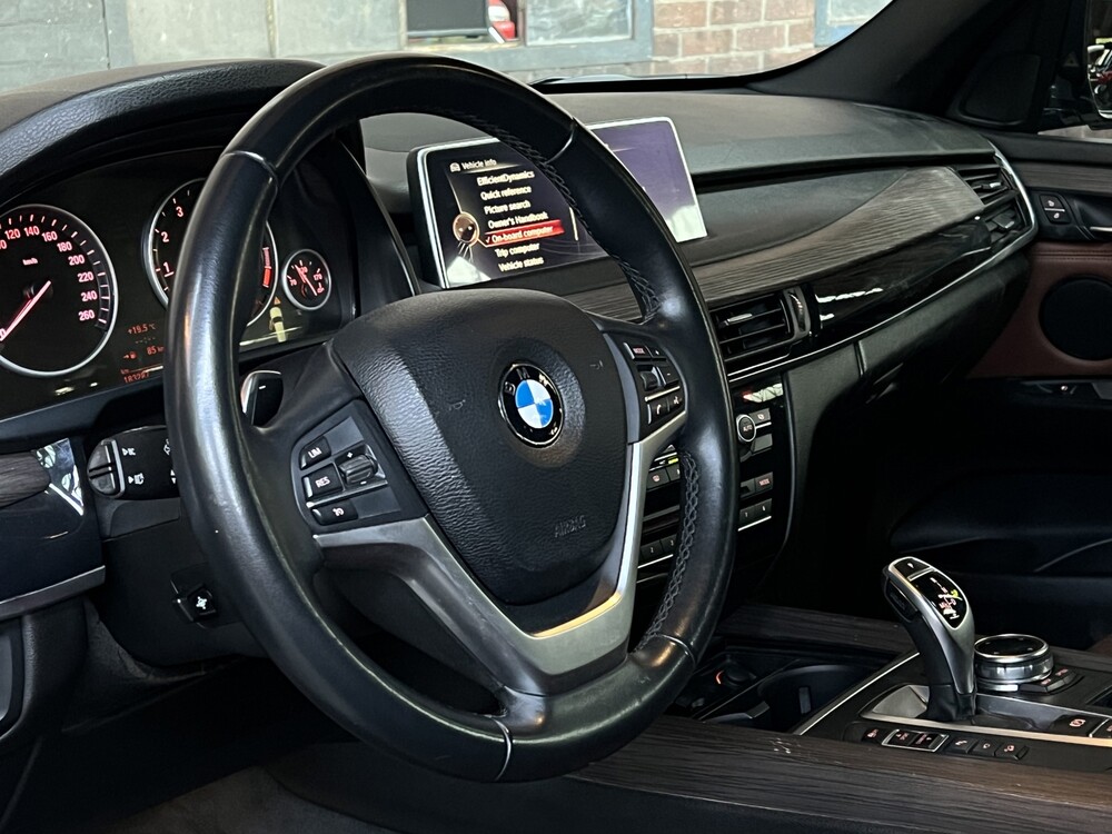 BMW X5 xDrive50i 7-Persoons 449pk 2014