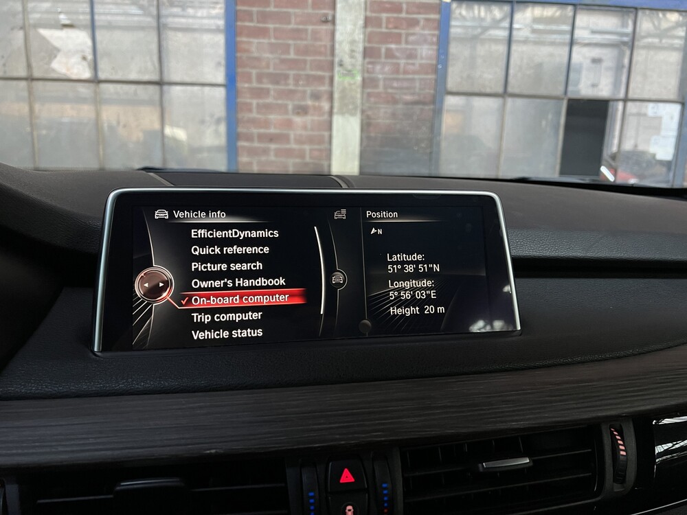 BMW X5 xDrive50i 7-Persoons 449pk 2014