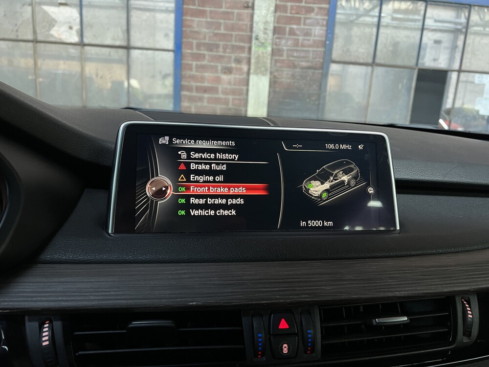 BMW X5 xDrive50i 7-Persoons 449pk 2014