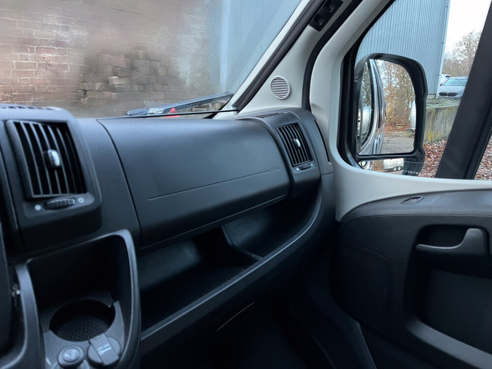 Citroen Possl Trenta 640 140PS 2020