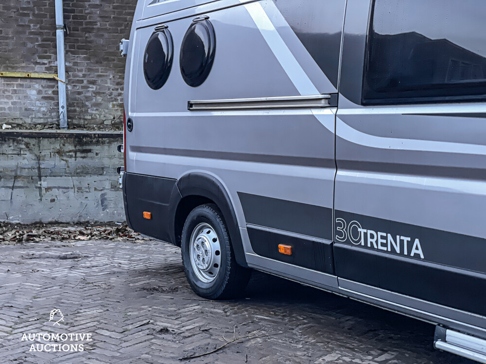 Citroen Possl Trenta 640 140PS 2020