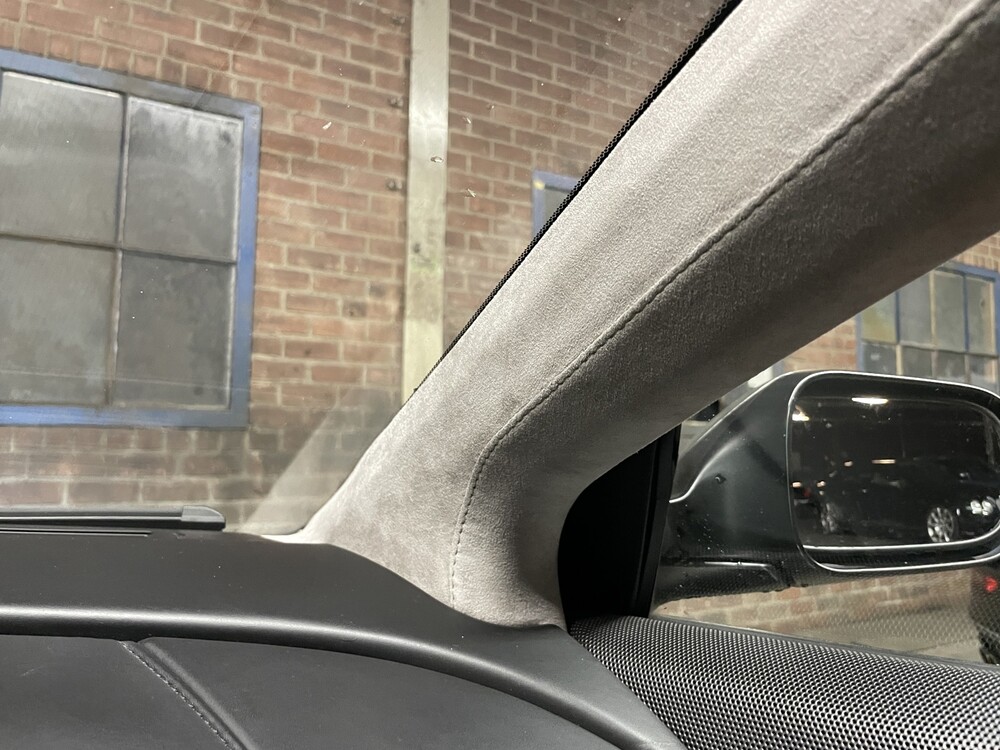 Aston Martin DB9 5.9 V12 Touchtronic 457hp 2006 -Orig. NL-, 71-SH-KN -Youngtimer-