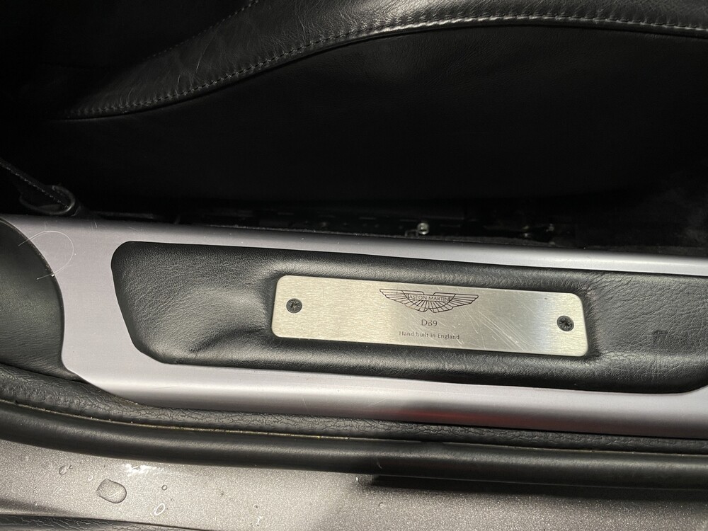 Aston Martin DB9 5.9 V12 Touchtronic 457hp 2006 -Orig. NL-, 71-SH-KN -Youngtimer-