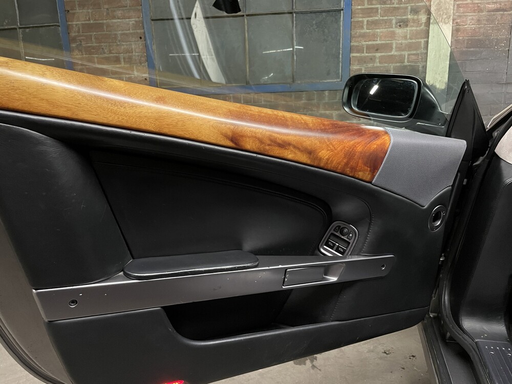 Aston Martin DB9 5.9 V12 Touchtronic 457hp 2006 -Orig. NL-, 71-SH-KN -Youngtimer-