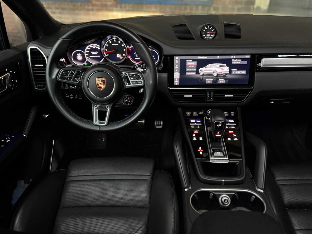 Porsche Cayenne Turbo 4.0 V8 549PS 2018 Sport-Chrono -Orig. NL-, RR-105-B