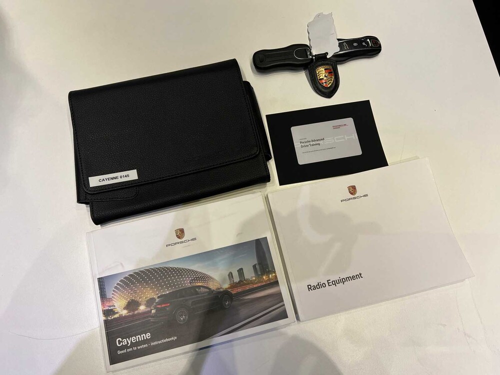 Porsche Cayenne Turbo 4.0 V8 549PS 2018 Sport-Chrono -Orig. NL-, RR-105-B