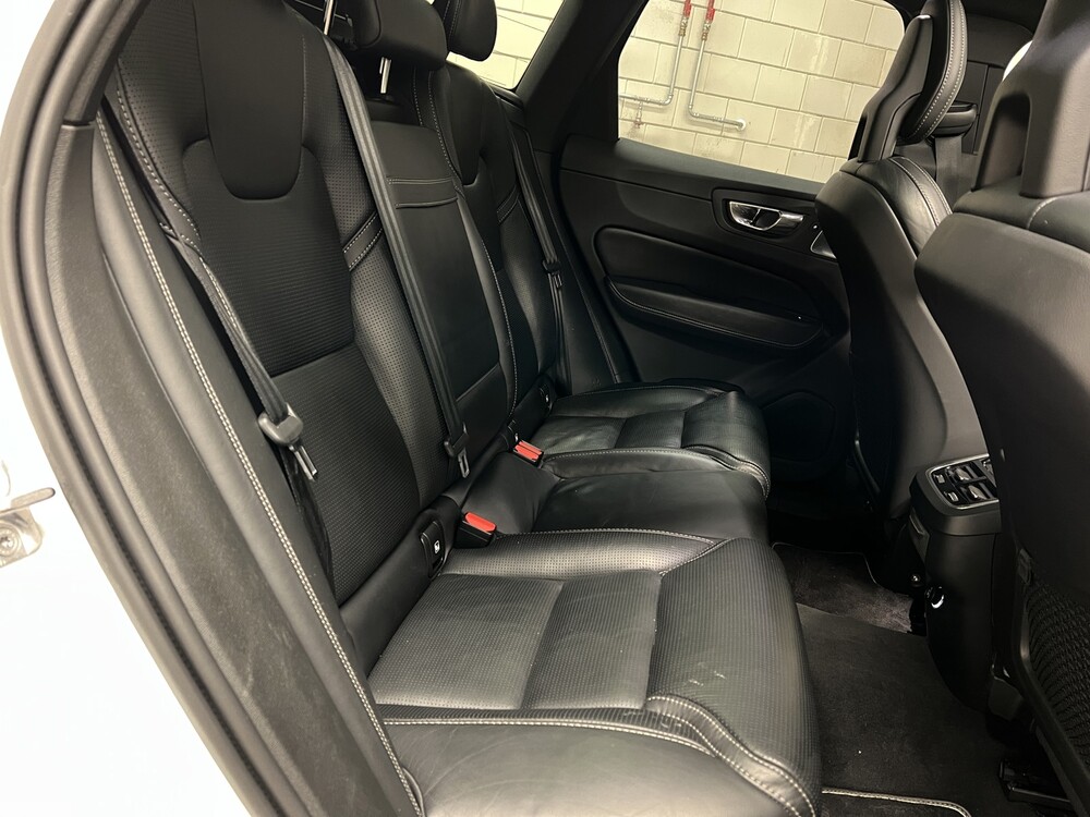 Volvo XC60 R-Design T6 AWD 334pk 2017, TN-081-Z