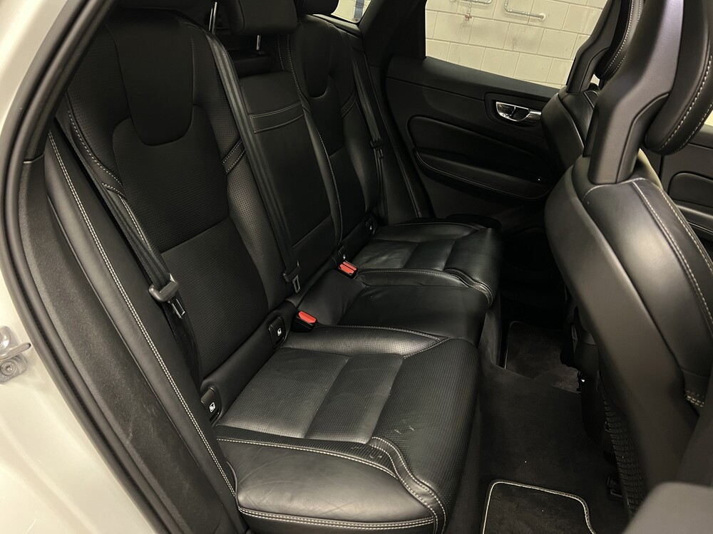 Volvo XC60 R-Design T6 AWD 334pk 2017, TN-081-Z