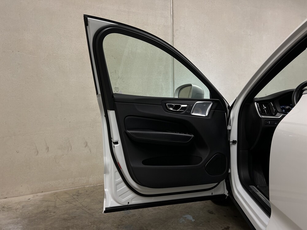 Volvo XC60 R-Design T6 AWD 334pk 2017, TN-081-Z