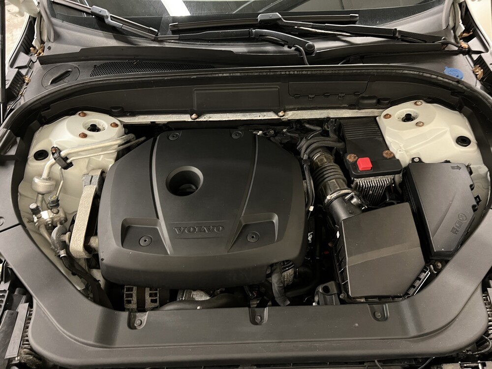 Volvo XC60 R-Design T6 AWD 334pk 2017, TN-081-Z