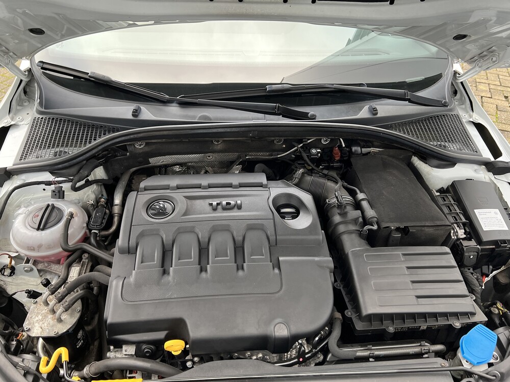 Skoda Octavia Combi 2.0 TDI RS 184PS 2016, KB-285-S