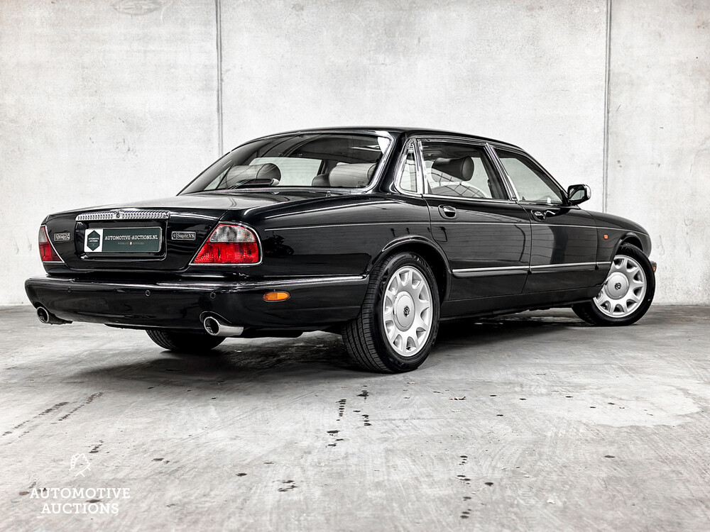 Daimler Super V8 4.0 363PS 1998, SZ-GX-55