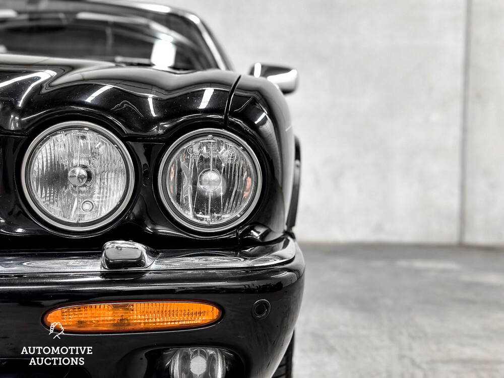 Daimler Super V8 4.0 363PS 1998, SZ-GX-55