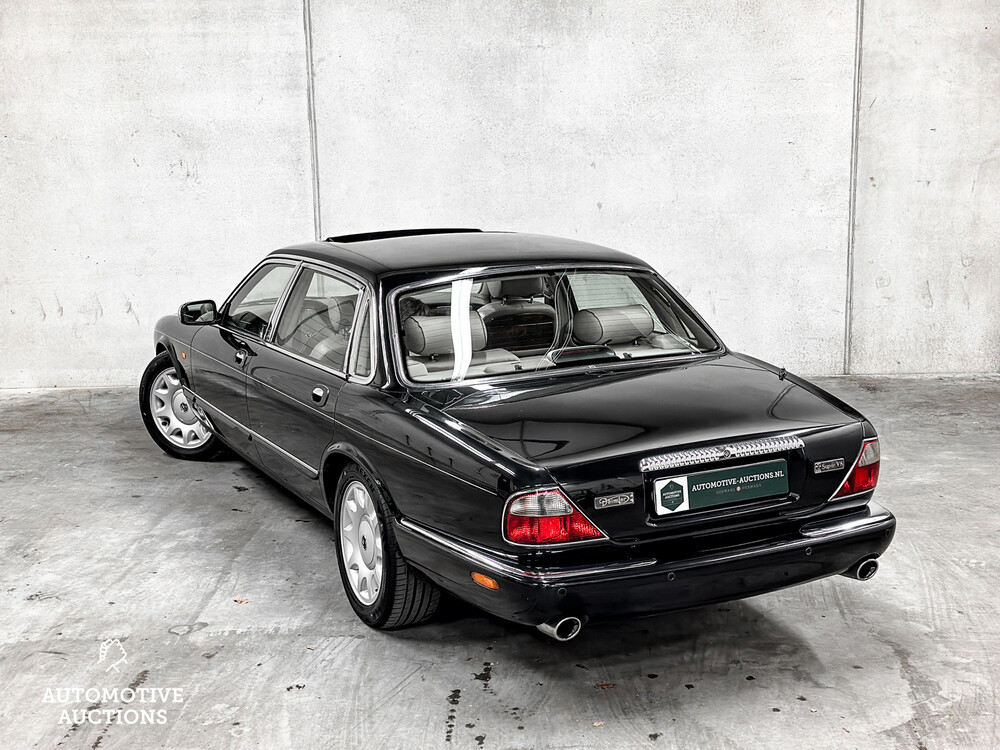 Daimler Super V8 4.0 363PS 1998, SZ-GX-55