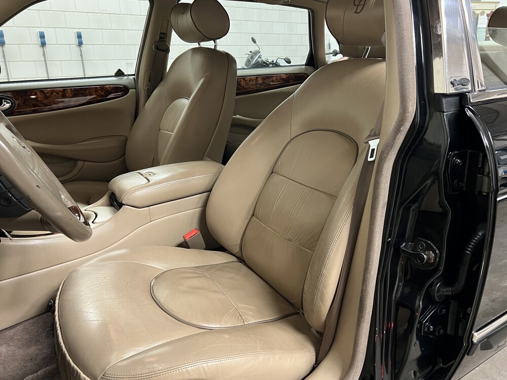 Daimler Super V8 4.0 363PS 1998, SZ-GX-55