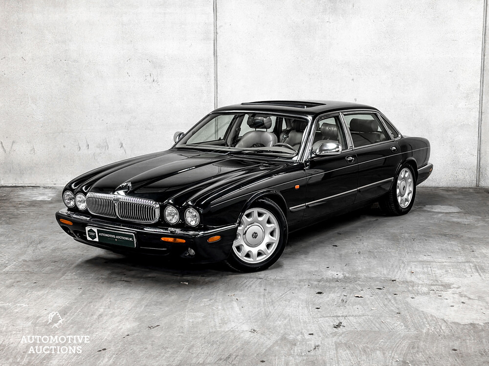 Daimler Super V8 4.0 363PS 1998, SZ-GX-55