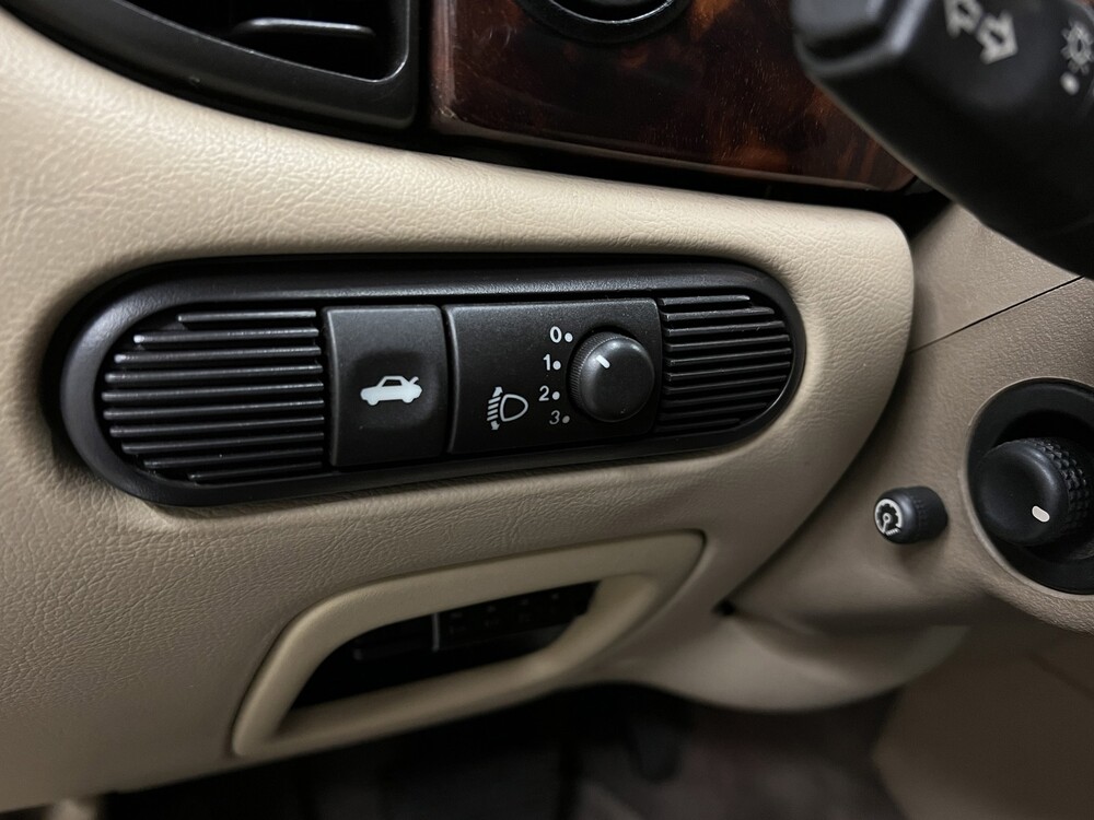 Daimler Super V8 4.0 363PS 1998, SZ-GX-55